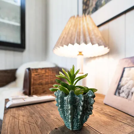 Within Walking Distance To The Water Vakantiehuis Vejby